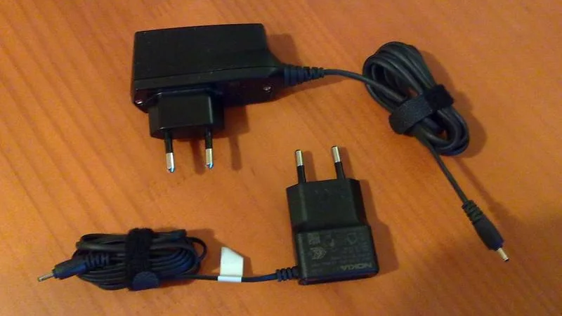 ᐅ Cómo IDENTIFICAR un Cargador de Móvil FALSO: Consejos y Advertencias 1 cargador de móvil