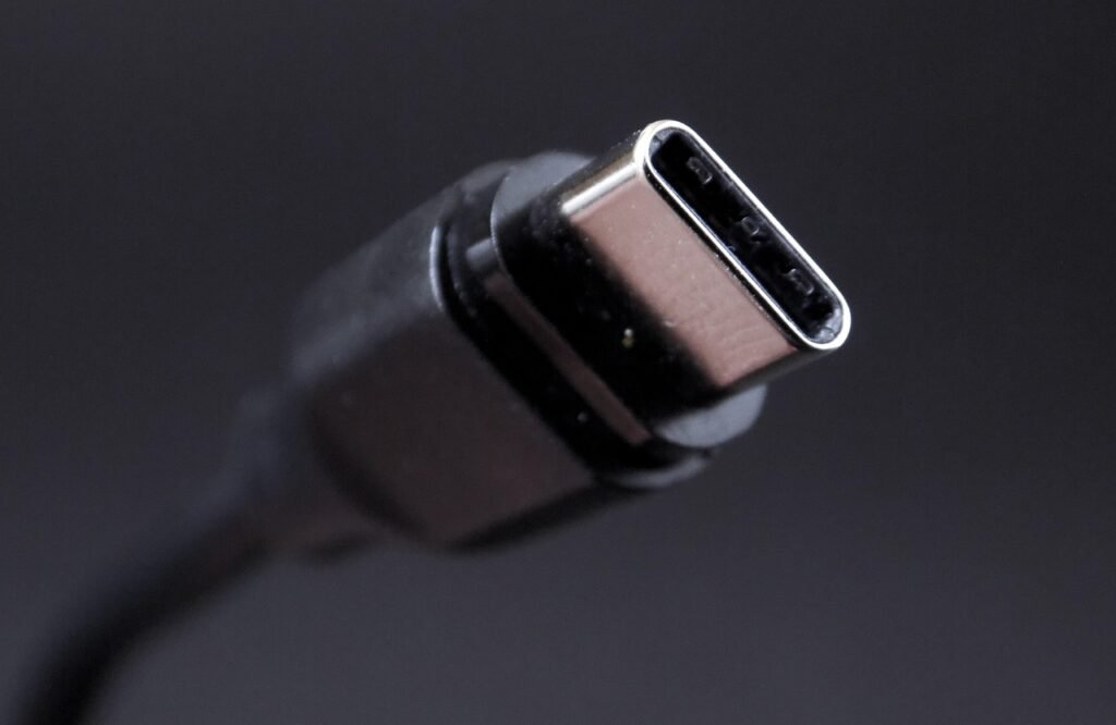 ᐅ ¿Estafa o Ecología? La VERDAD Detrás de Por qué los Móviles Ya NO Traen CARGADOR 7 los móviles ya no traen cargador
